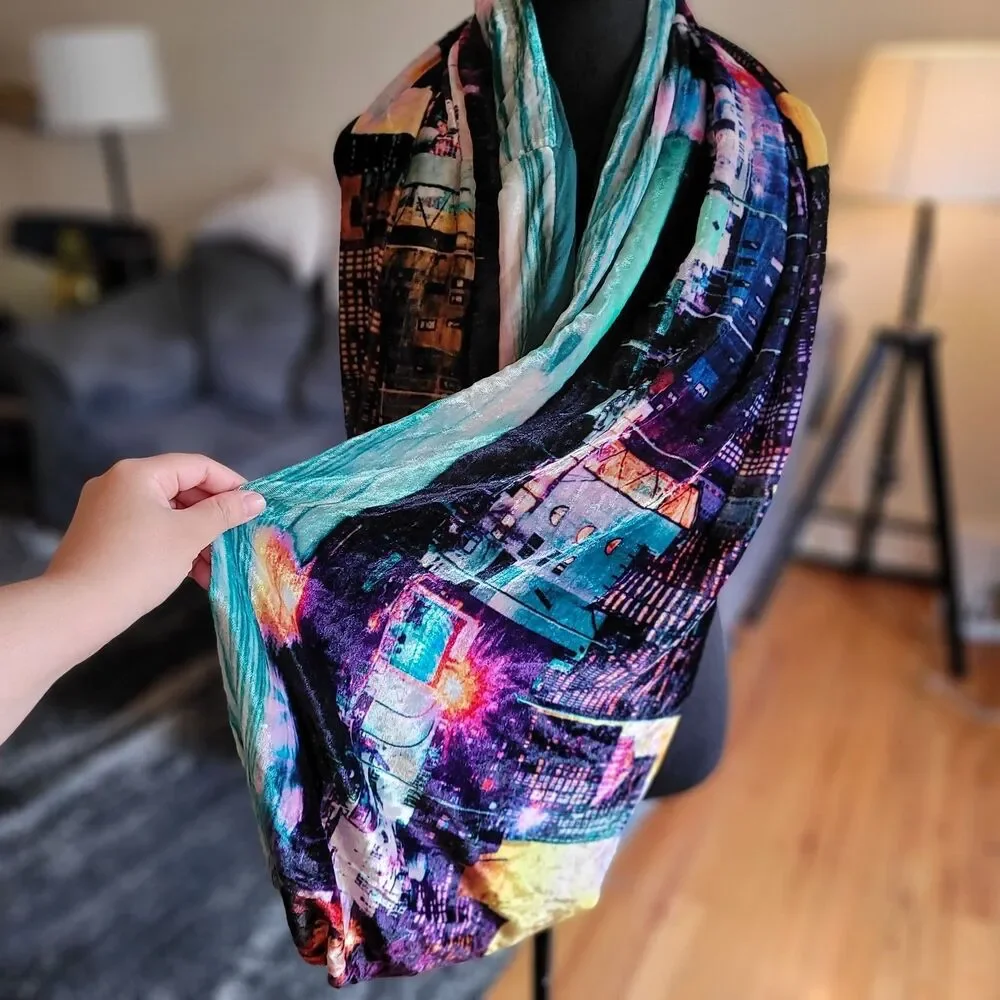 Cynthia Rowley Multicolor City Landscape Infinity Scarf One Size Fits All EUC